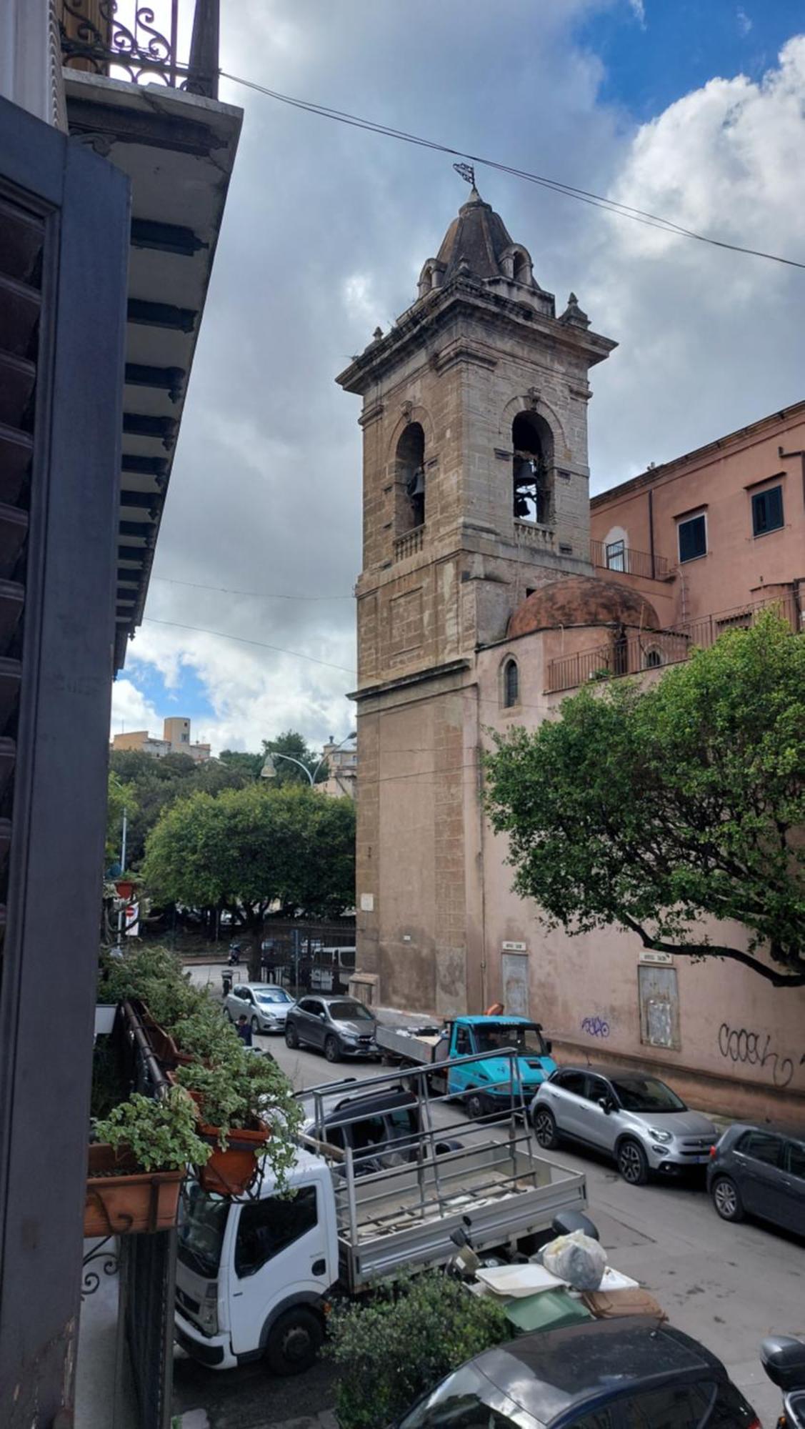 Hotel Casa Santoliva In Centro A Palermo Esterno foto